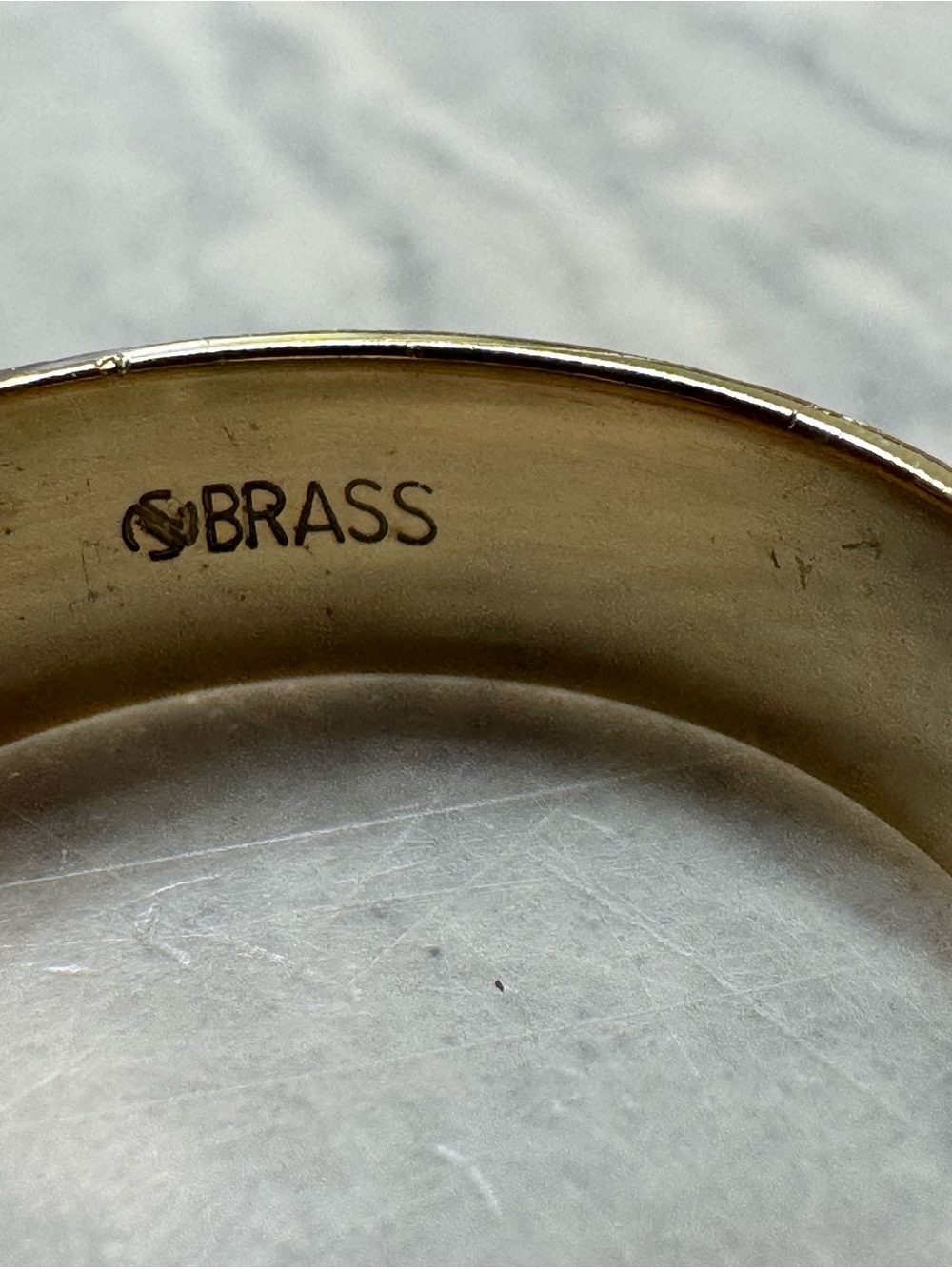 Men’s Size 10 Brass Gold Tone Textured we Band Ring Vintage Statement Jewelry - Picture 6 of 10